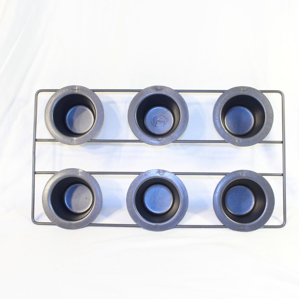 Roshco Baker's Advantage Black Steel Non-Stick Commercial Weight Popover Pan